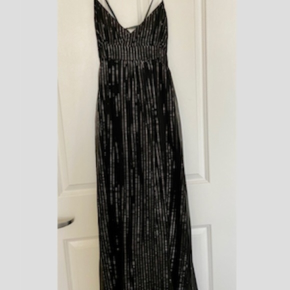 Long Black Flowy Dress With Gold Sparkle - Picture 2 of 8